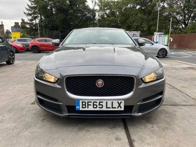 Jaguar XE 2.0d Prestige Euro 6 (s/s) 4dr Saloon Diesel Grey