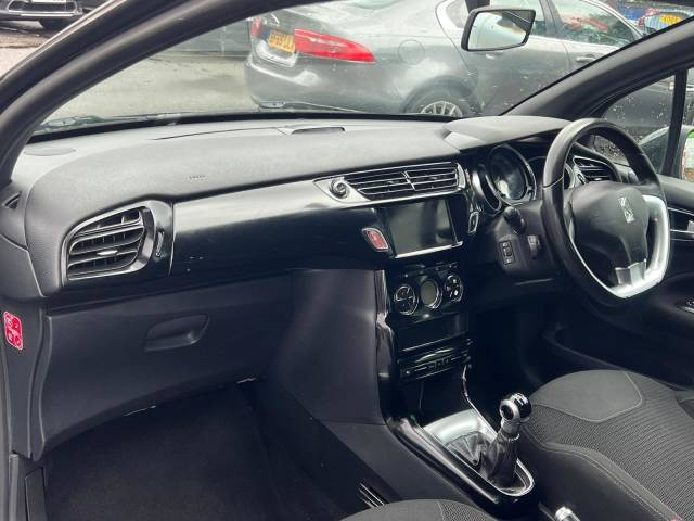 2015 DS AUTOMOBILES DS 3 1.6 BlueHDi DStyle Nav Euro 6 (s/s) 3dr
