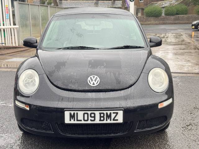 Volkswagen Beetle 1.4 16V Luna Cabriolet Euro 4 2dr Convertible Petrol Black