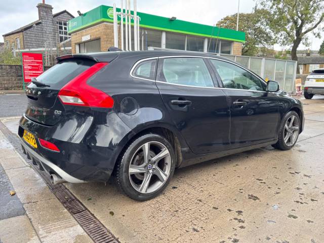 2015 Volvo V40 1.6 D2 R-Design Lux Nav Euro 5 (s/s) 5dr