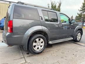 NISSAN PATHFINDER 2012 (12) at Eazy Cars Ltd Rossendale