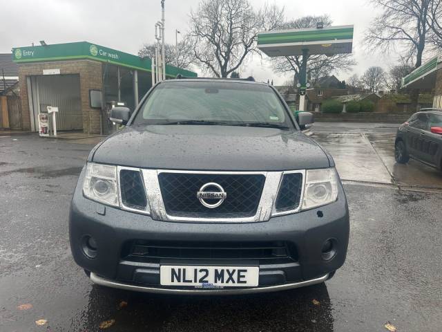 Nissan Pathfinder 2.5 dCi Tekna 4WD Euro 5 5dr SUV Diesel Grey