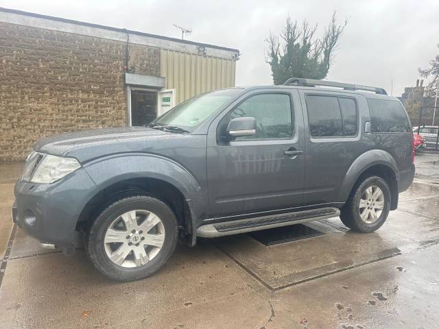 2012 Nissan Pathfinder 2.5 dCi Tekna 4WD Euro 5 5dr