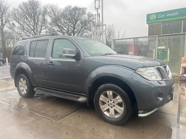 2012 Nissan Pathfinder 2.5 dCi Tekna 4WD Euro 5 5dr