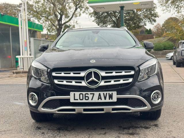Mercedes-Benz GLA 2.1 GLA200d Sport SUV 5dr Diesel 7G-DCT Euro 6 (s/s) (136 ps) SUV Diesel Black