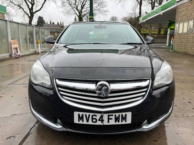 Vauxhall Insignia 2.0 CDTi ecoFLEX Tech Line Sports Tourer Euro 5 (s/s) 5dr Estate Diesel Black