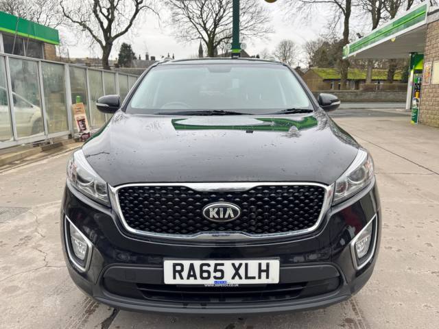 Kia Sorento 2.2 CRDi KX-1 AWD Euro 6 (s/s) 5dr SUV Diesel Black