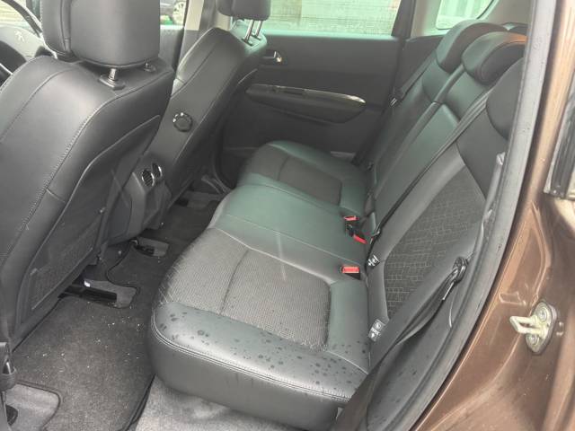 2015 Peugeot 3008 2.0 h e-HDi Allure EGC 4WD Euro 5 (s/s) 5dr