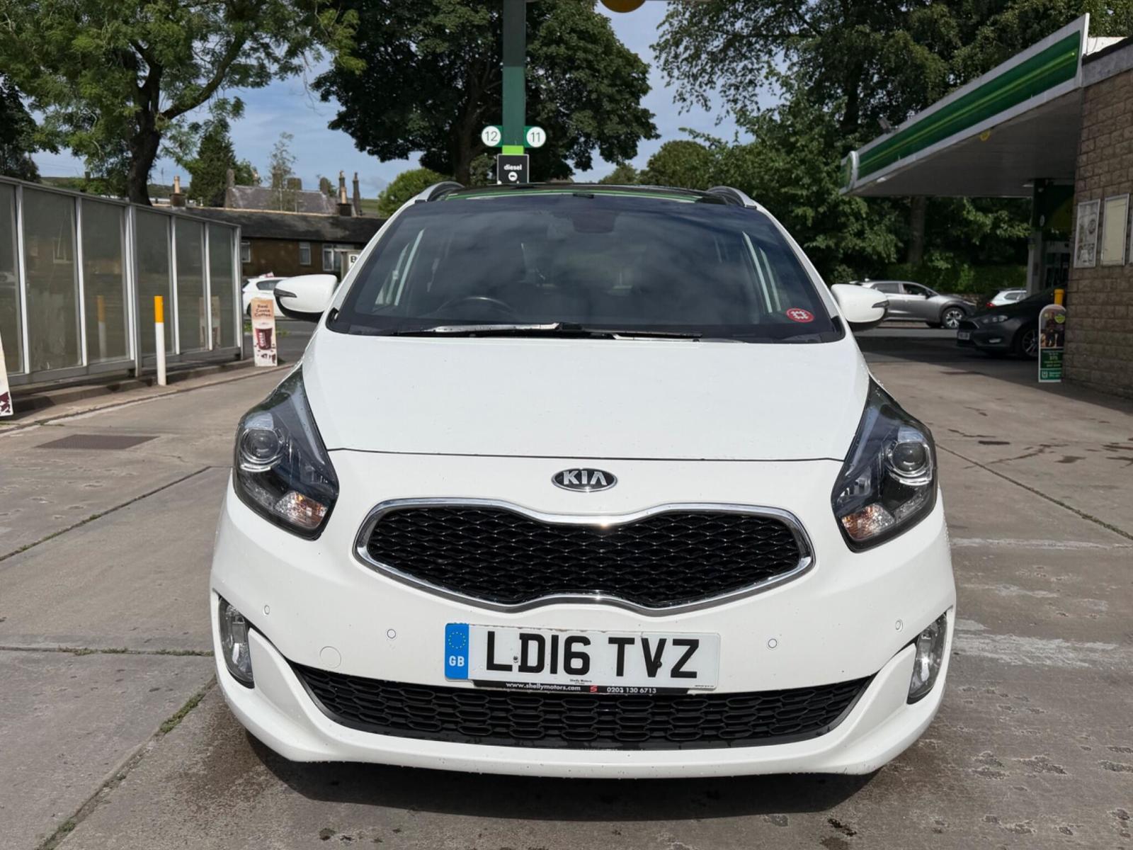 2016 Kia Carens