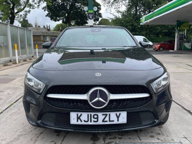 Mercedes-Benz A Class 1.5 A180d Sport 7G-DCT Euro 6 (s/s) 5dr Hatchback Diesel Black
