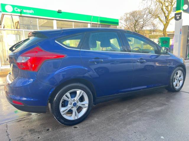 2014 Ford Focus 1.6 TDCi Zetec Euro 5 (s/s) 5dr