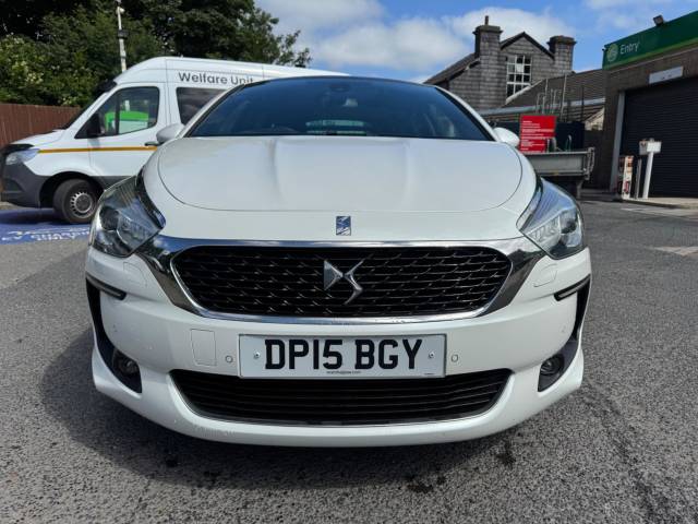 DS AUTOMOBILES DS 5 1.6 BlueHDi Elegance Euro 6 (s/s) 5dr Hatchback Diesel White