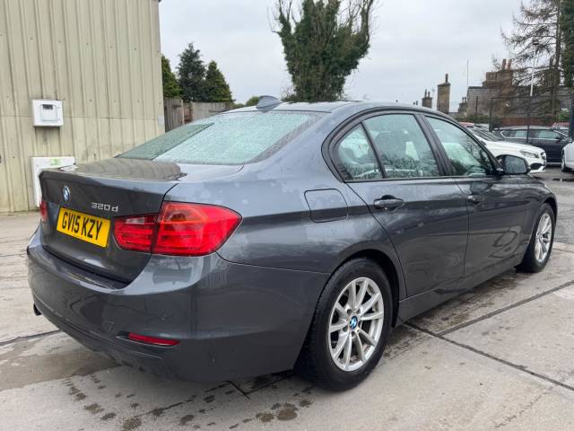 2015 BMW 3 Series 2.0 320d Luxury Auto Euro 6 (s/s) 4dr
