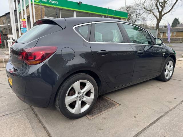 2012 Vauxhall Astra 1.4 16v SRi Euro 5 5dr