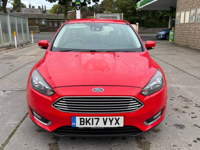 Ford Focus 1.5 TDCi Titanium Euro 6 (s/s) 5dr Hatchback Diesel Red
